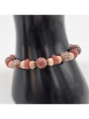 Gemstone Lace Agate Beaded Bracelet With Gold-Tone Toggle Clasp